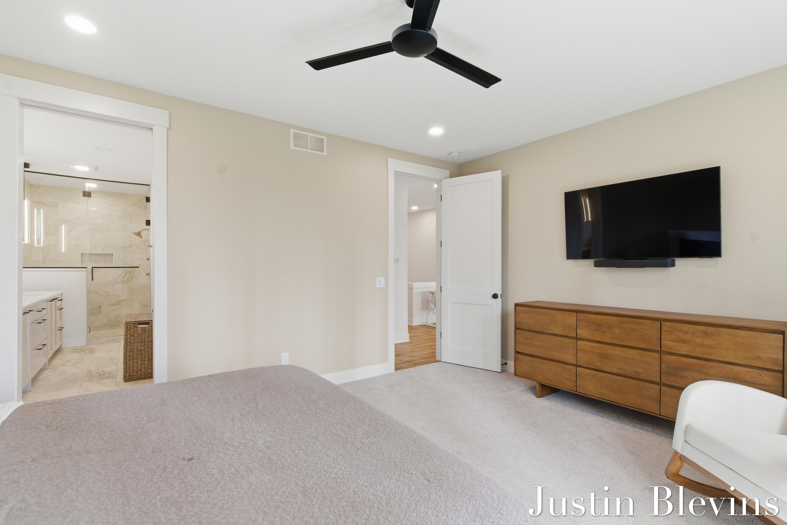 6324 Lamppost Circle SE Grand Rapids MI 49546