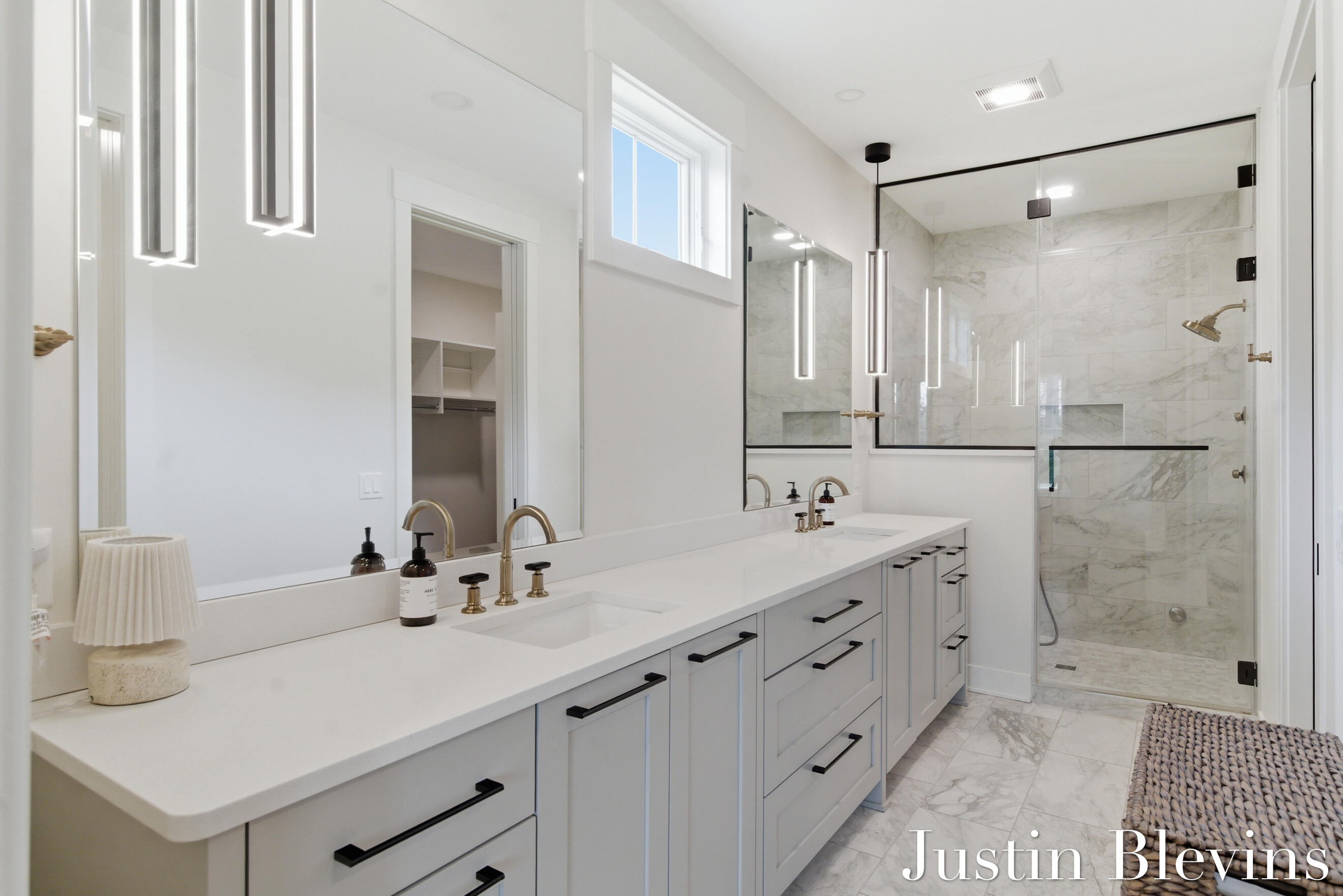 6324 Lamppost Circle SE Grand Rapids MI 49546