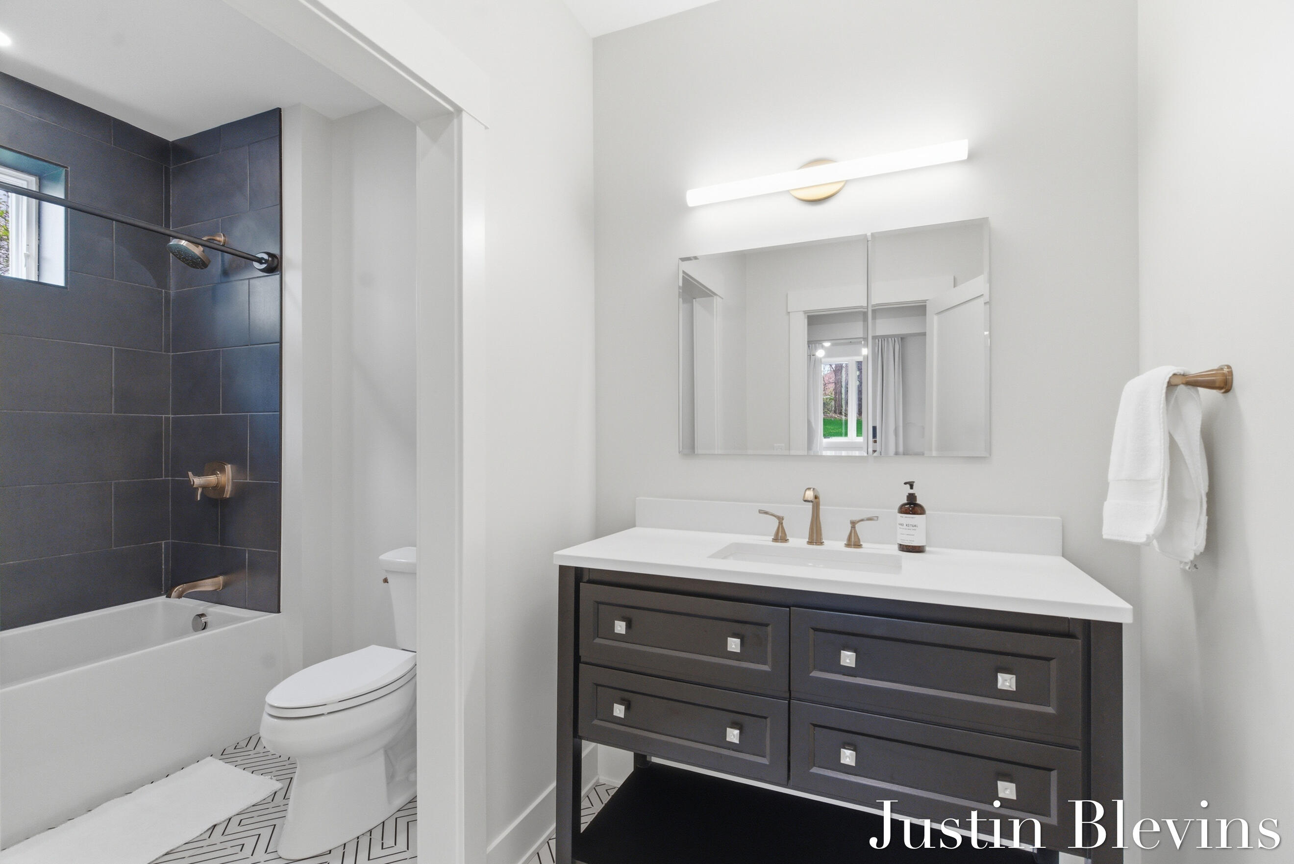 6324 Lamppost Circle SE Grand Rapids MI 49546