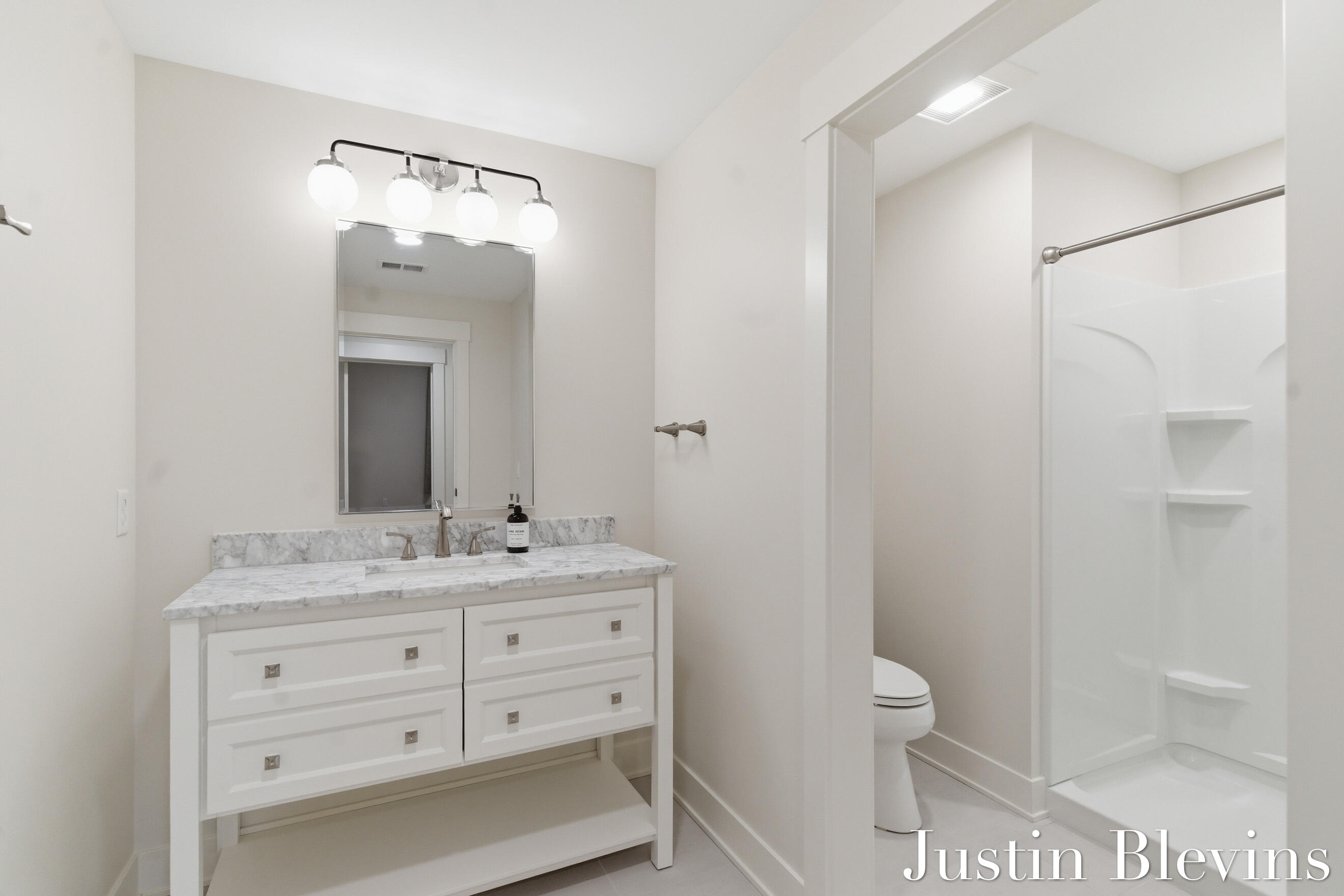 6324 Lamppost Circle SE Grand Rapids MI 49546