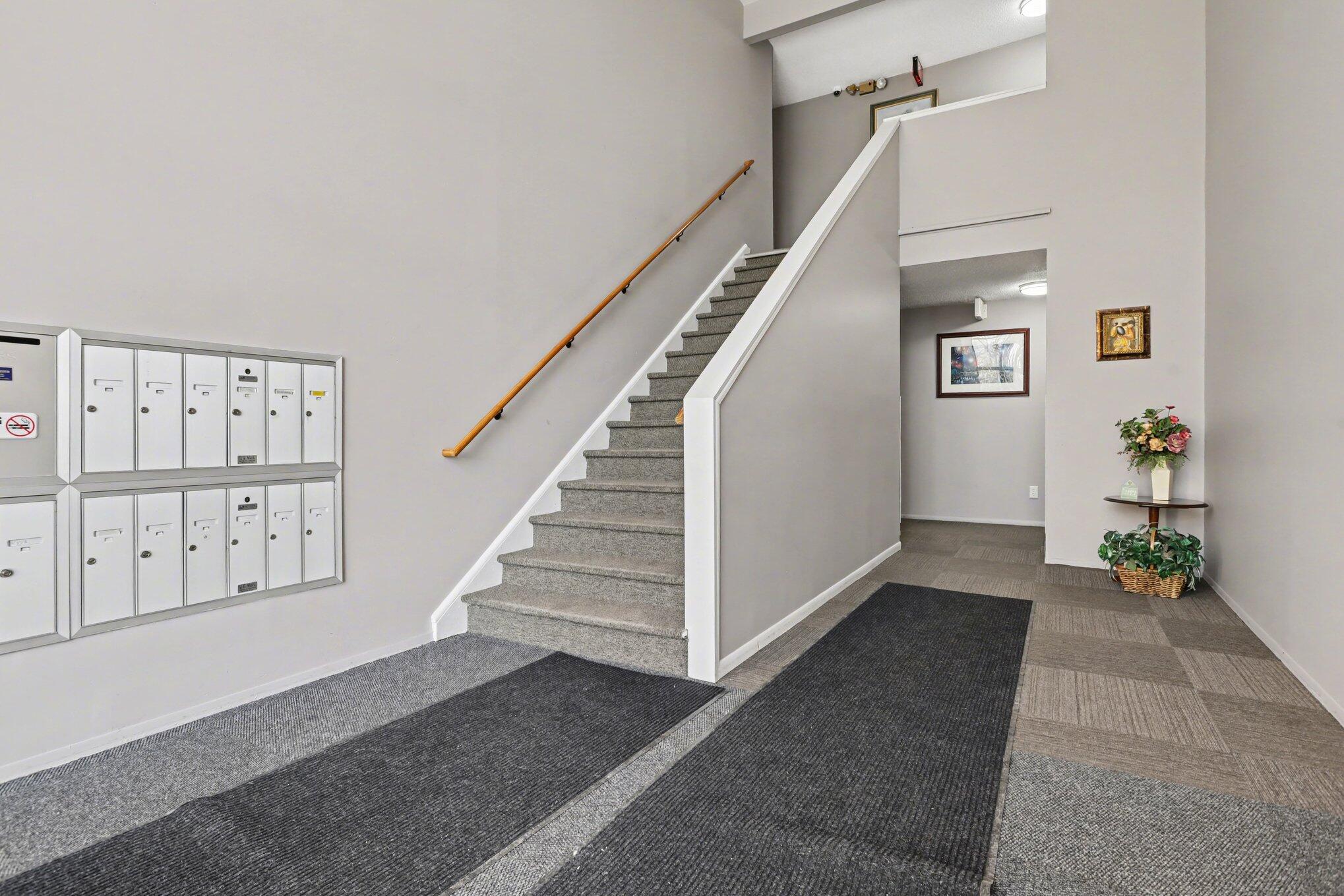 606 Lynn Avenue Kalamazoo MI 49008