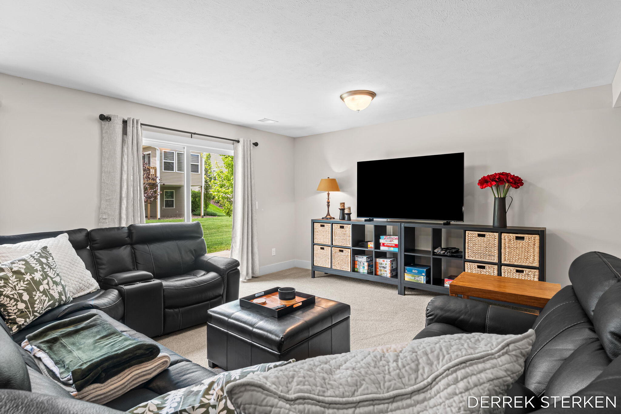 2983 Raspberry Lane Holland MI 49424