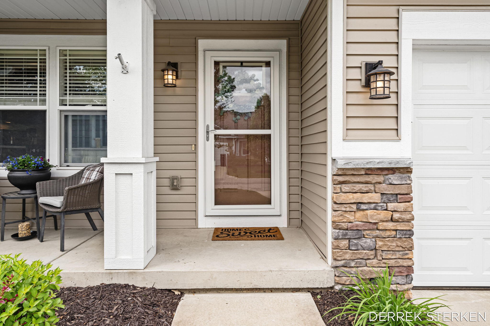 2983 Raspberry Lane Holland MI 49424