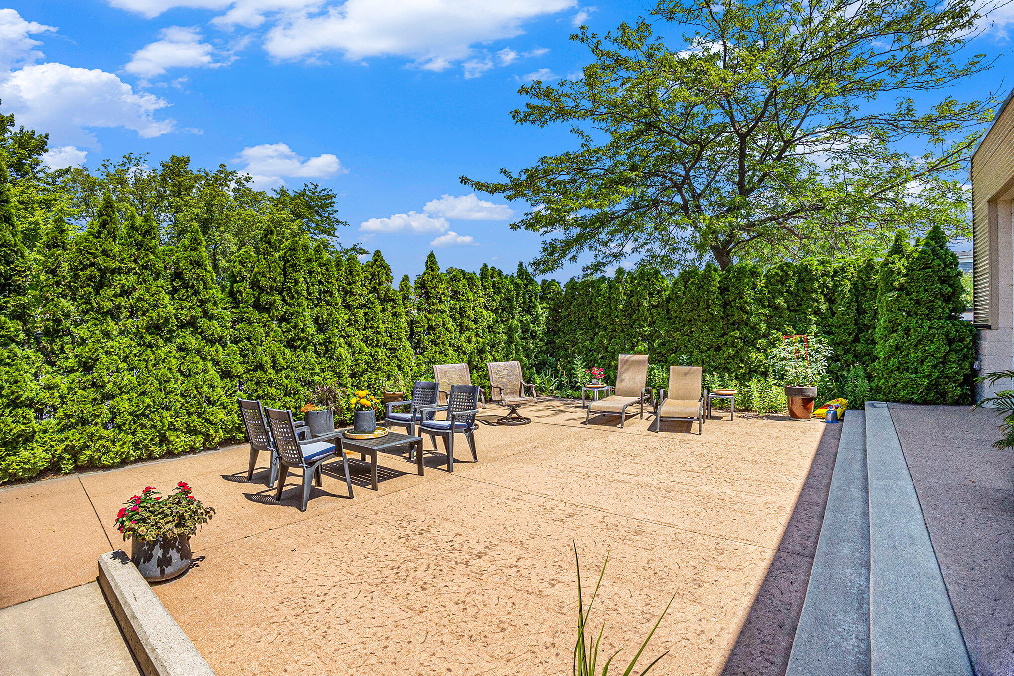 105 W Danaher Street Ludington MI 49431