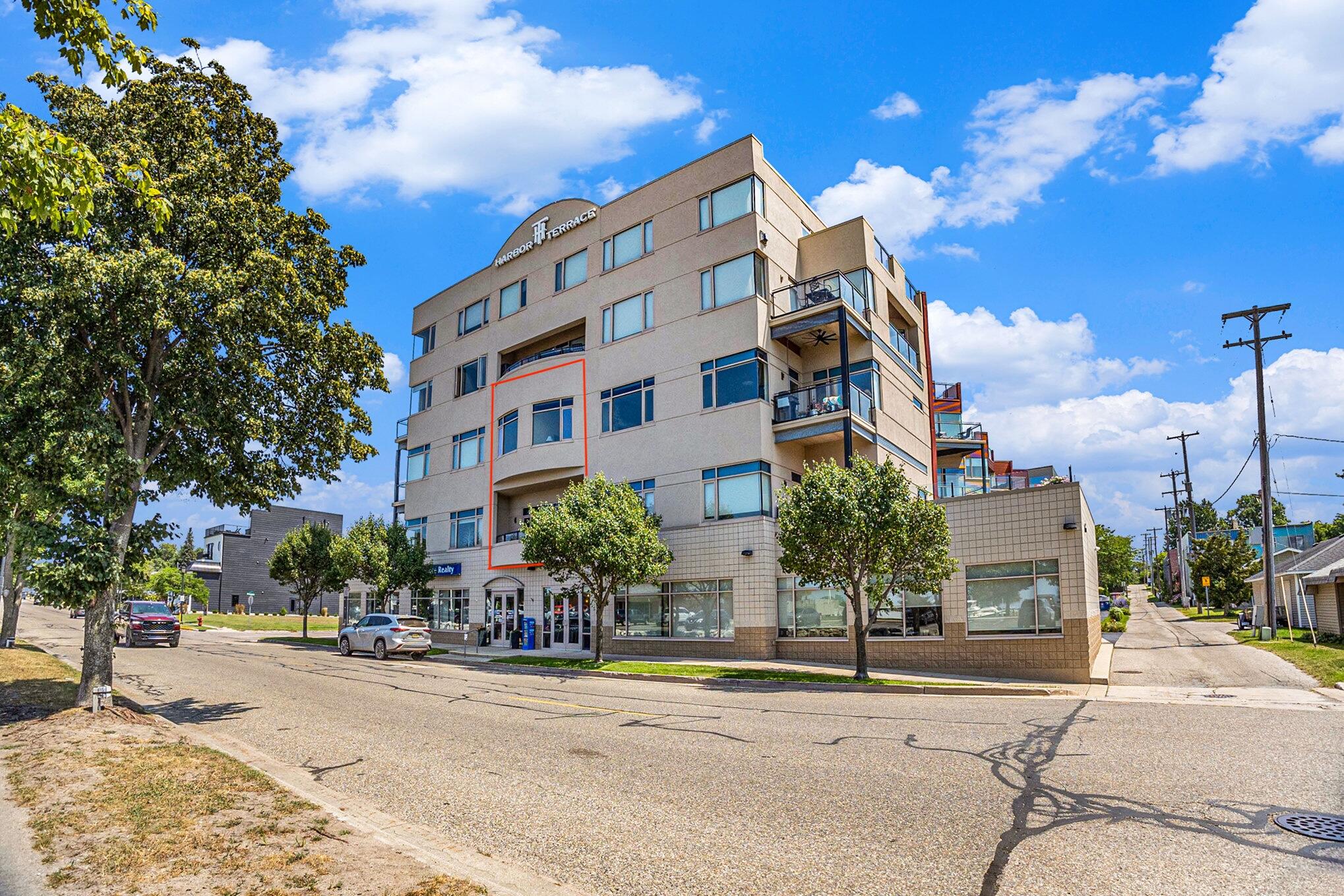 105 W Danaher Street Ludington MI 49431