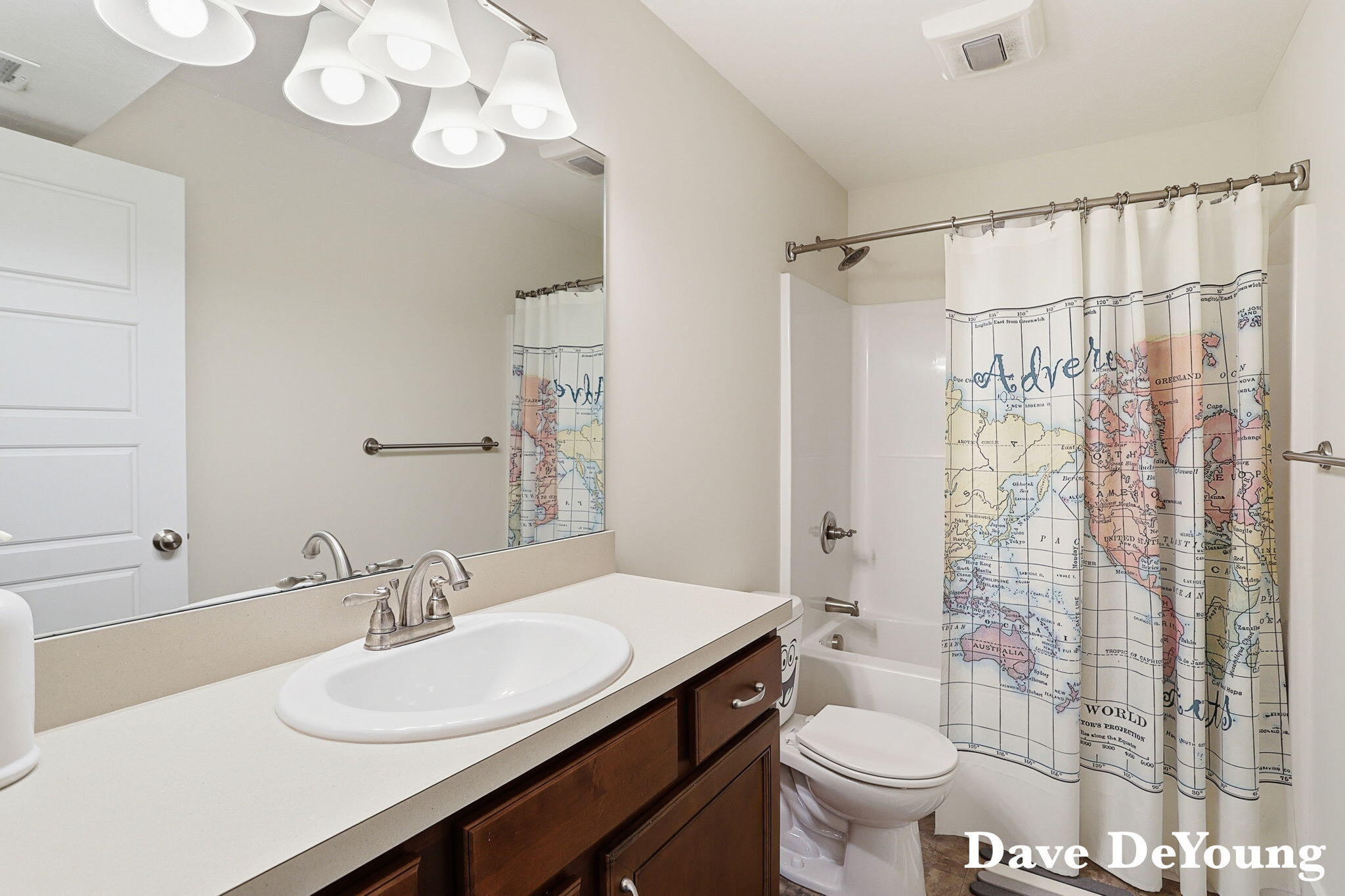 3366 Thornberry Court Zeeland MI 49464
