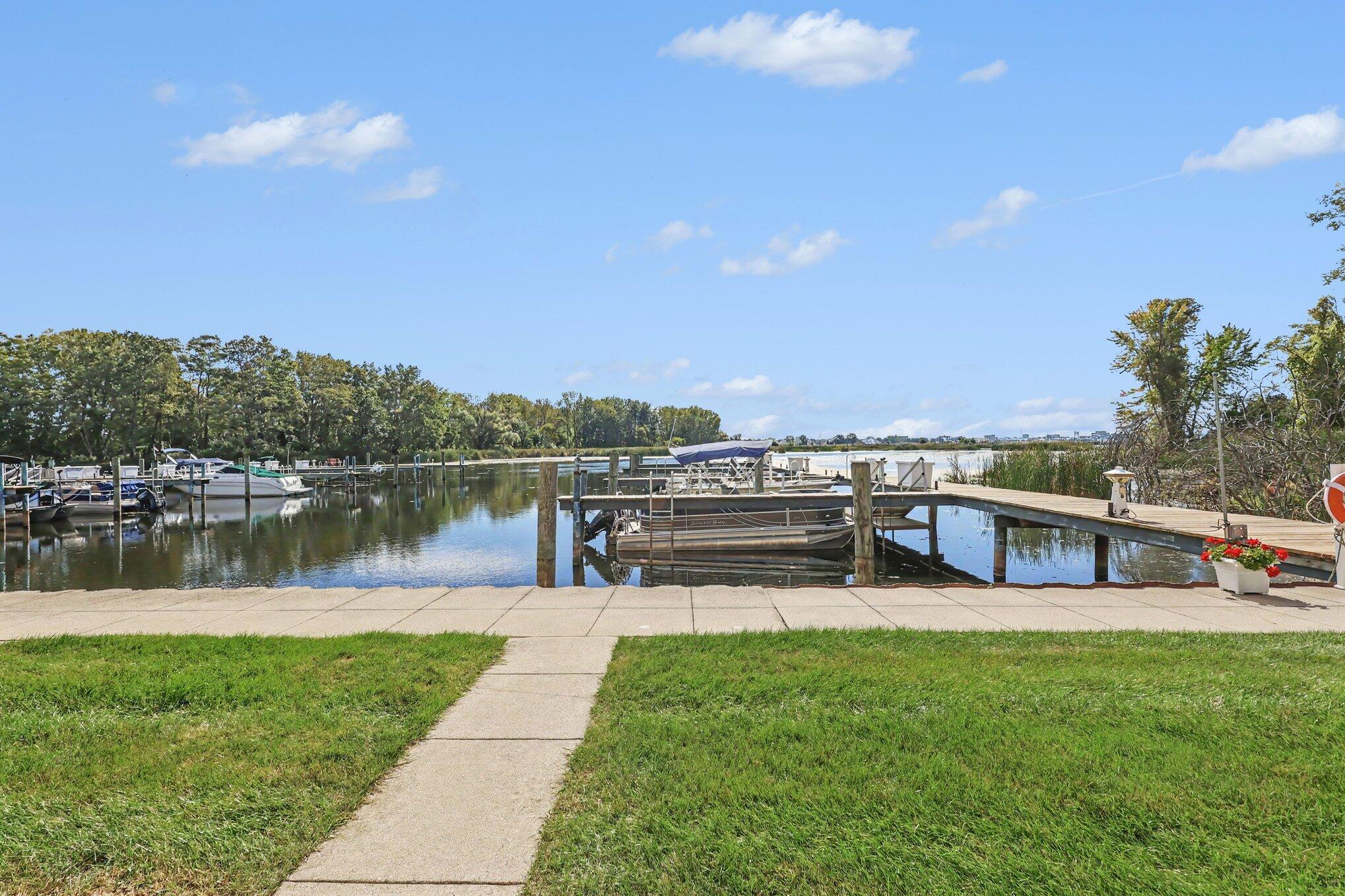 2411 Lake Avenue Muskegon MI 49445