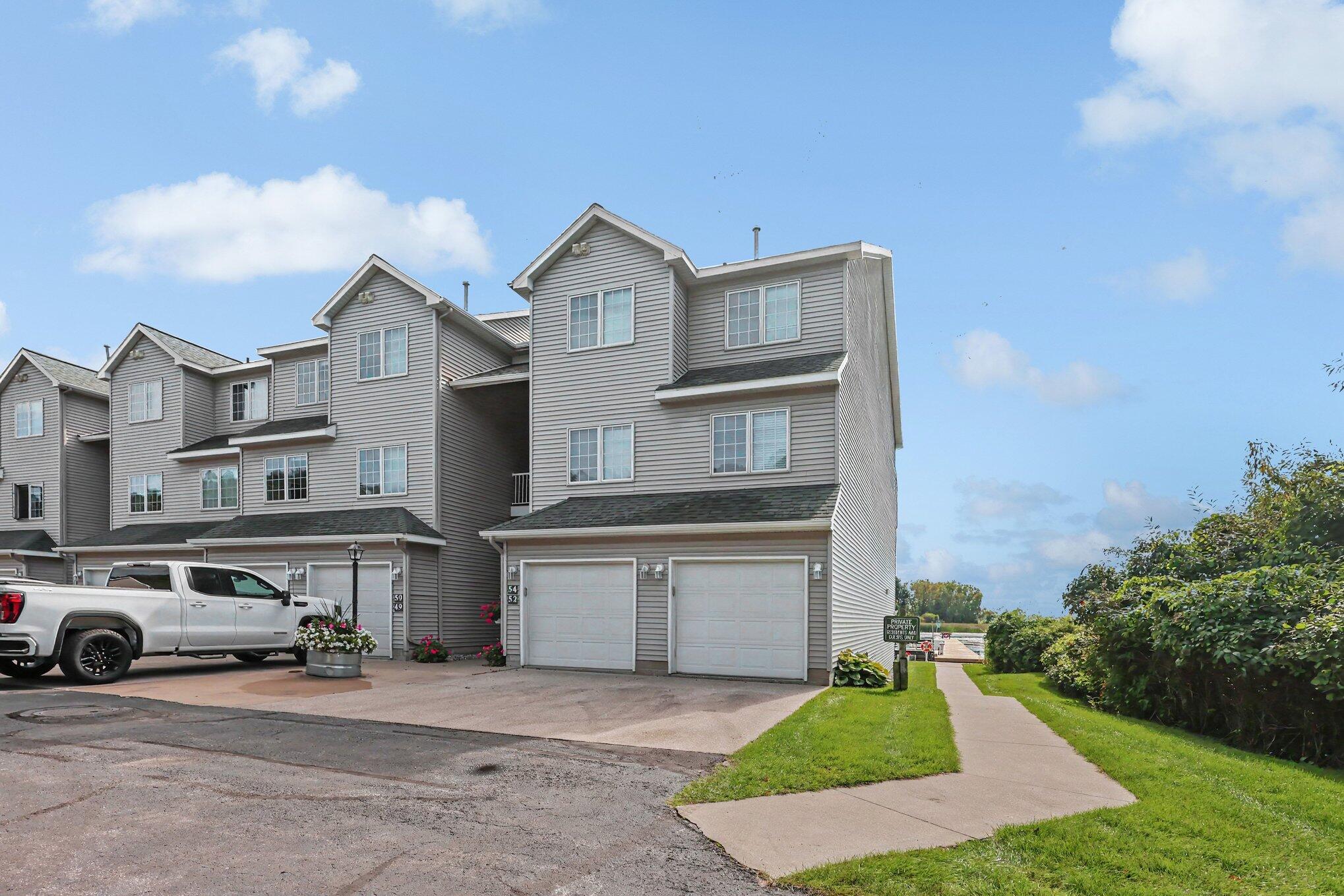 2411 Lake Avenue Muskegon MI 49445