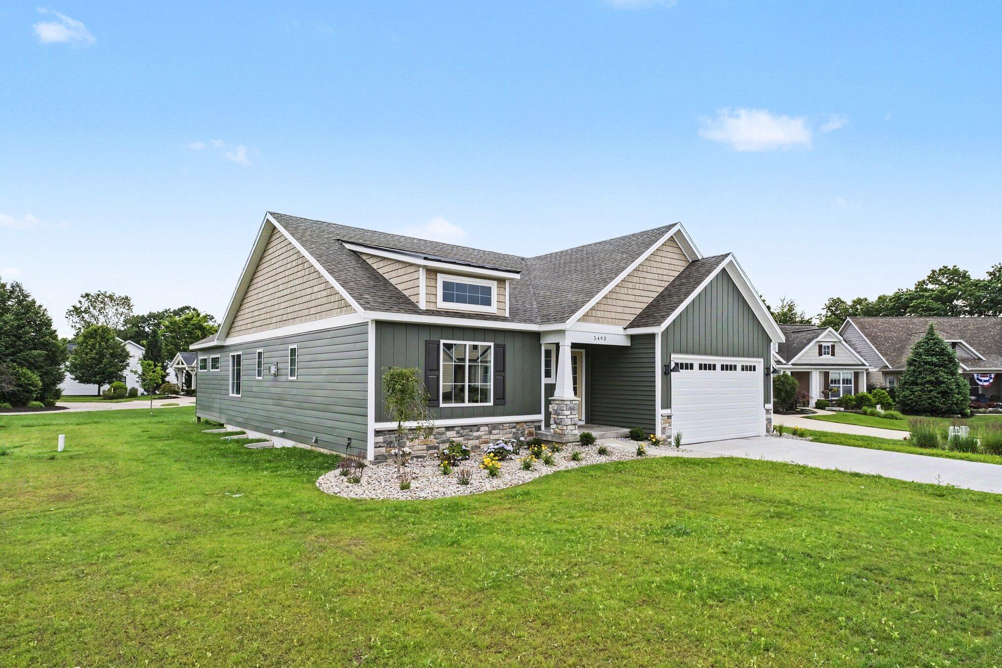 5493 Rose Ridge Court NE Rockford MI 49341