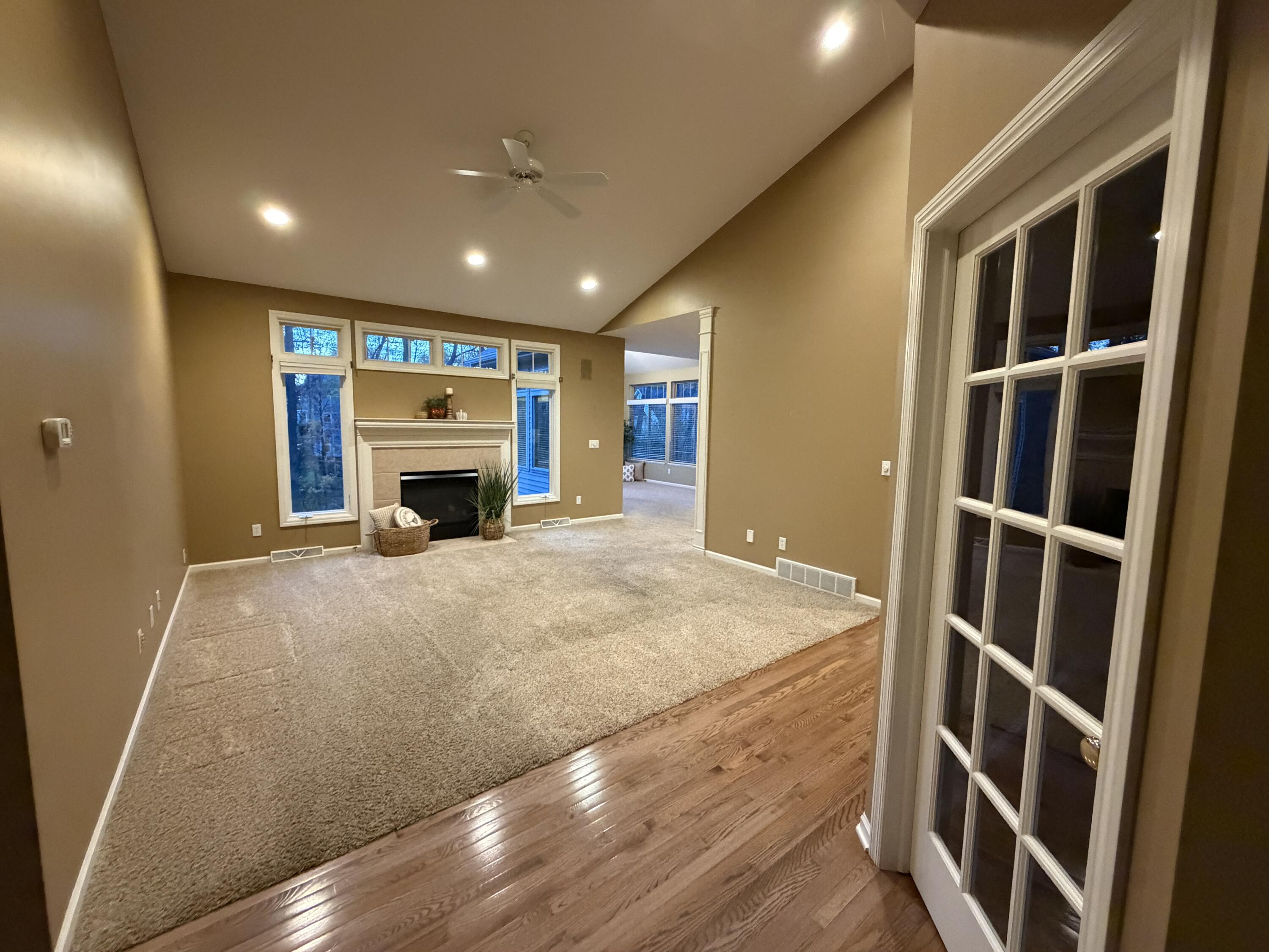 1745 Oakleigh Woods Drive NW Grand Rapids MI 49504