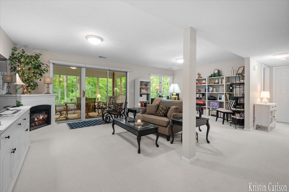 2360 Whimbrel Court NE Grand Rapids MI 49505