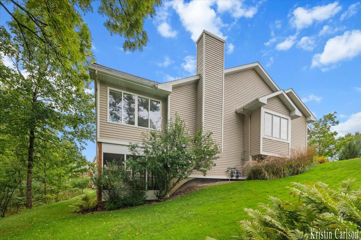 2360 Whimbrel Court NE Grand Rapids MI 49505
