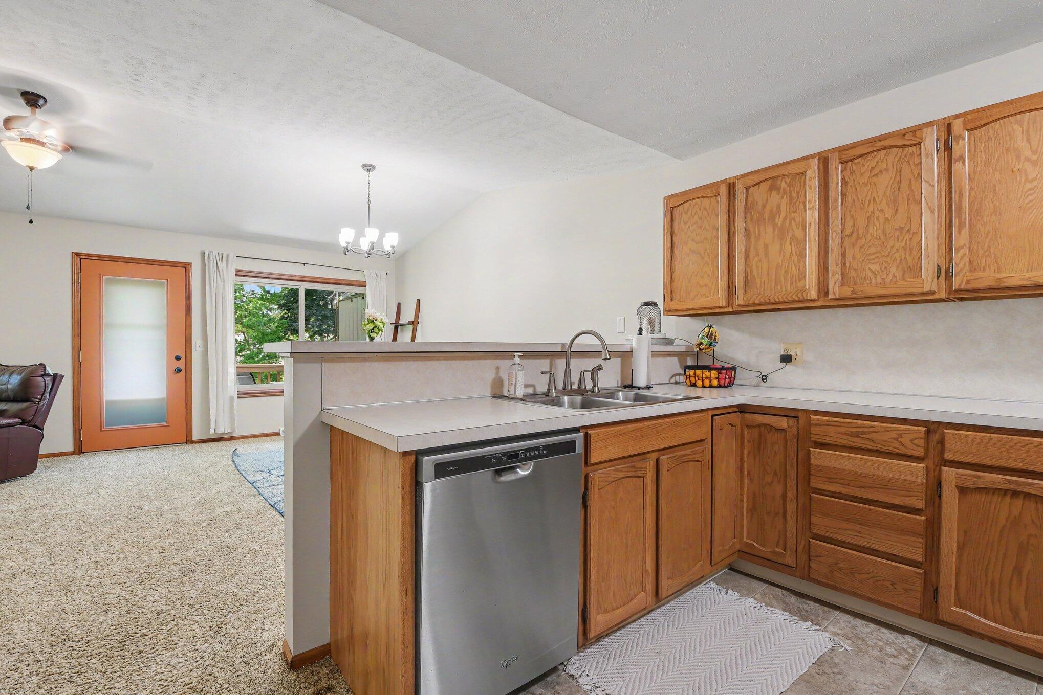 2685 Limestone Lane NE Grand Rapids MI 49525