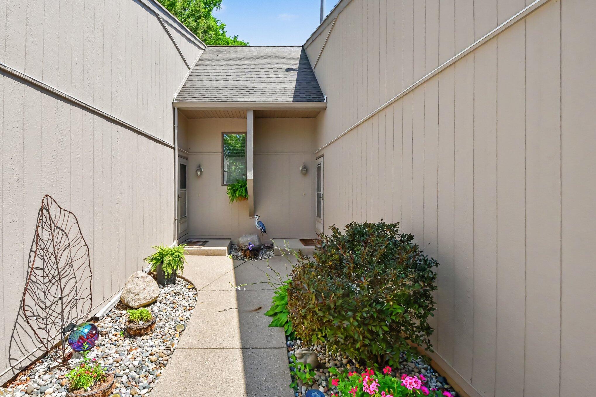 2685 Limestone Lane NE Grand Rapids MI 49525