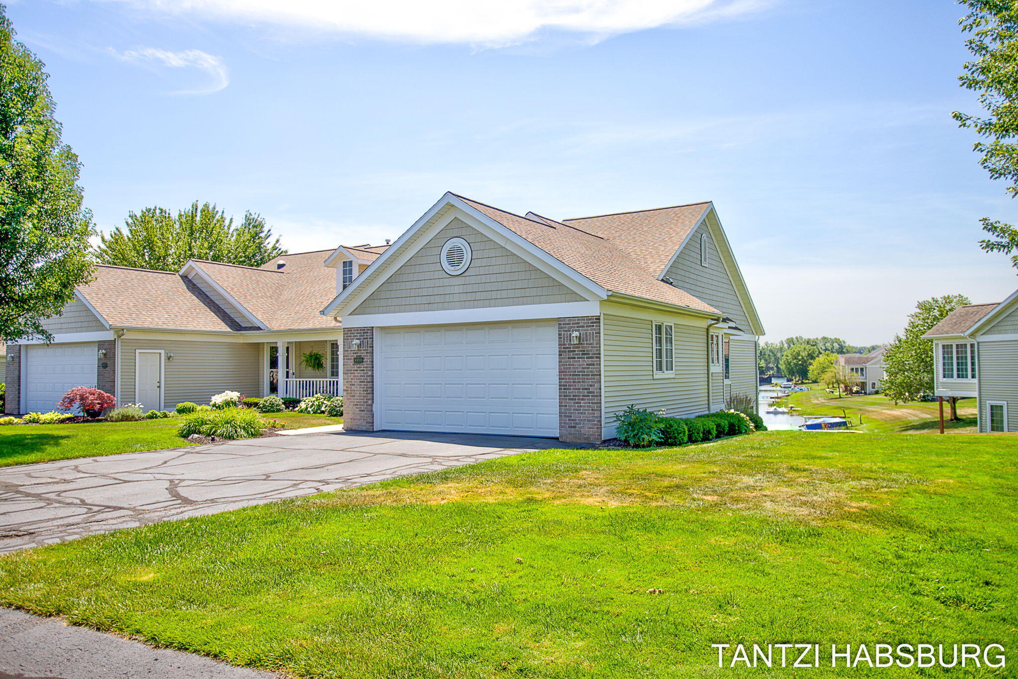 8930 N Clearwater Drive Zeeland MI 49464