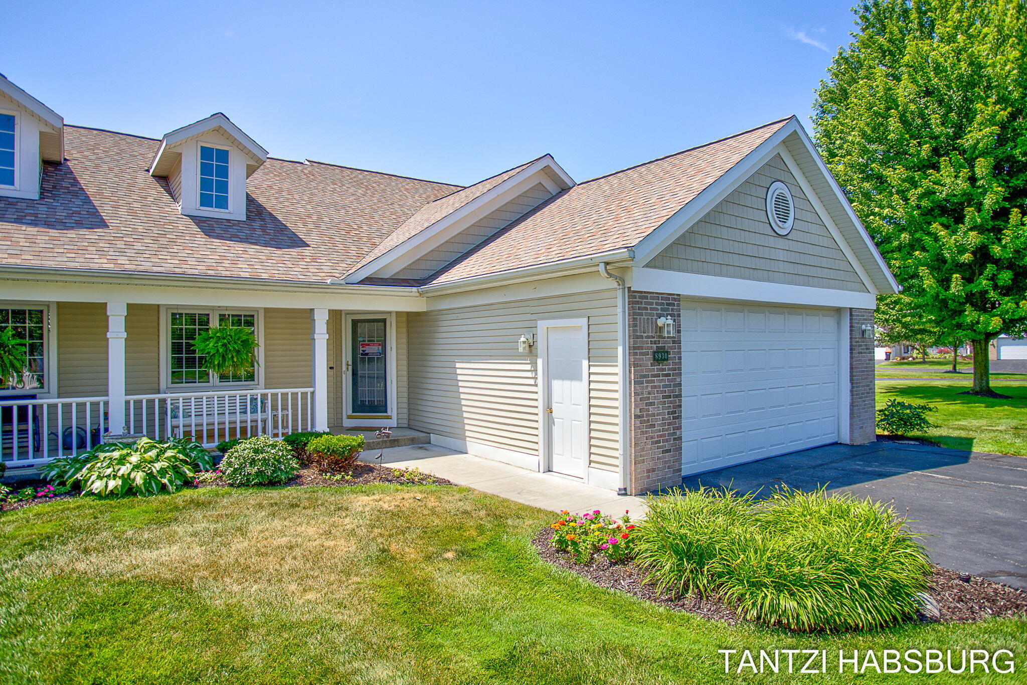 8930 N Clearwater Drive Zeeland MI 49464