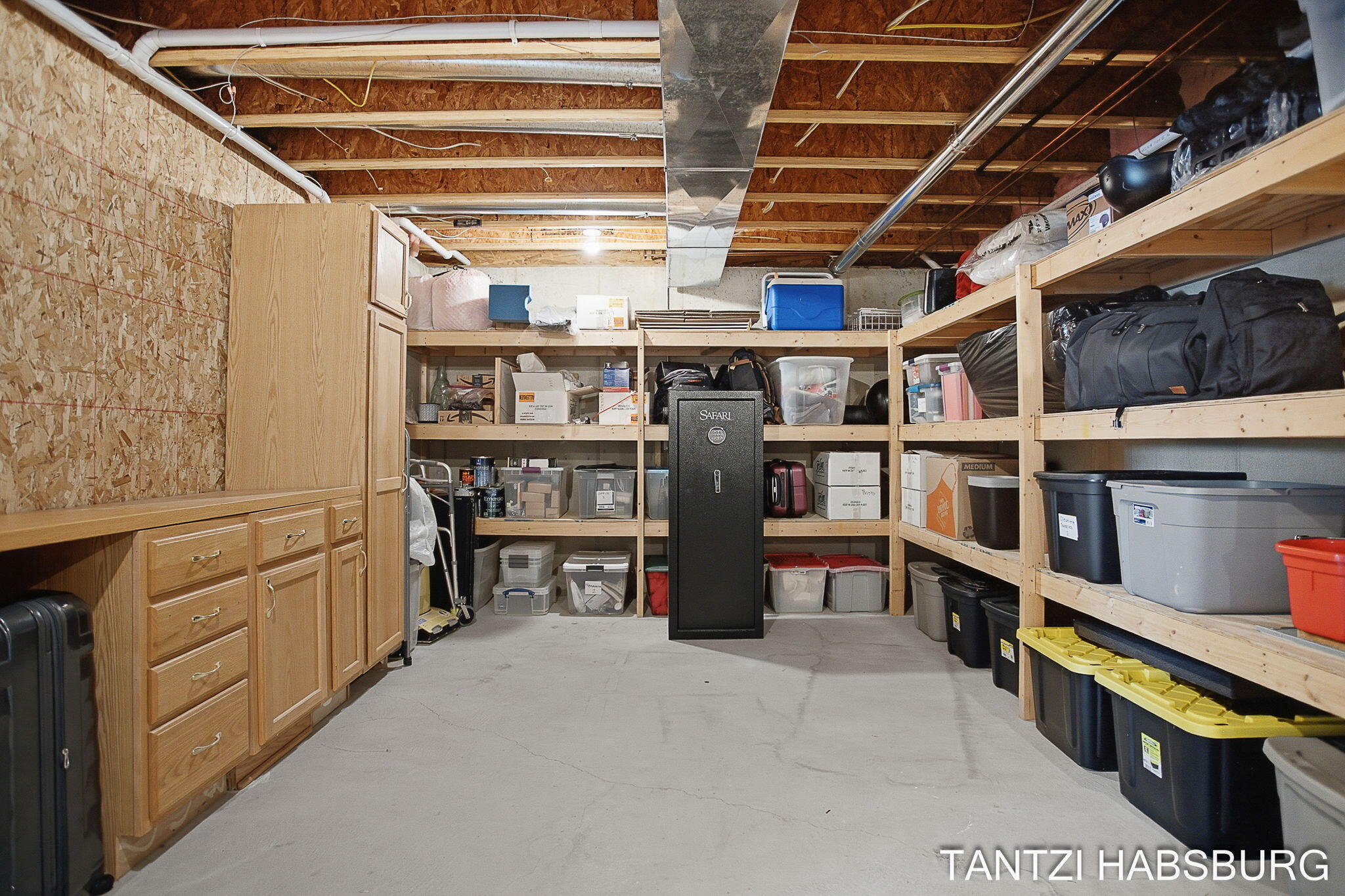 8930 N Clearwater Drive Zeeland MI 49464