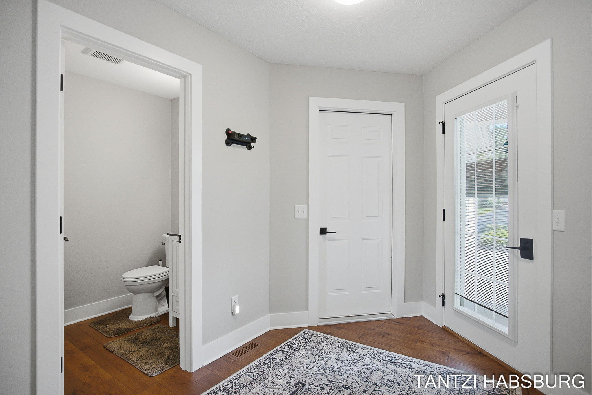 8930 N Clearwater Drive Zeeland MI 49464