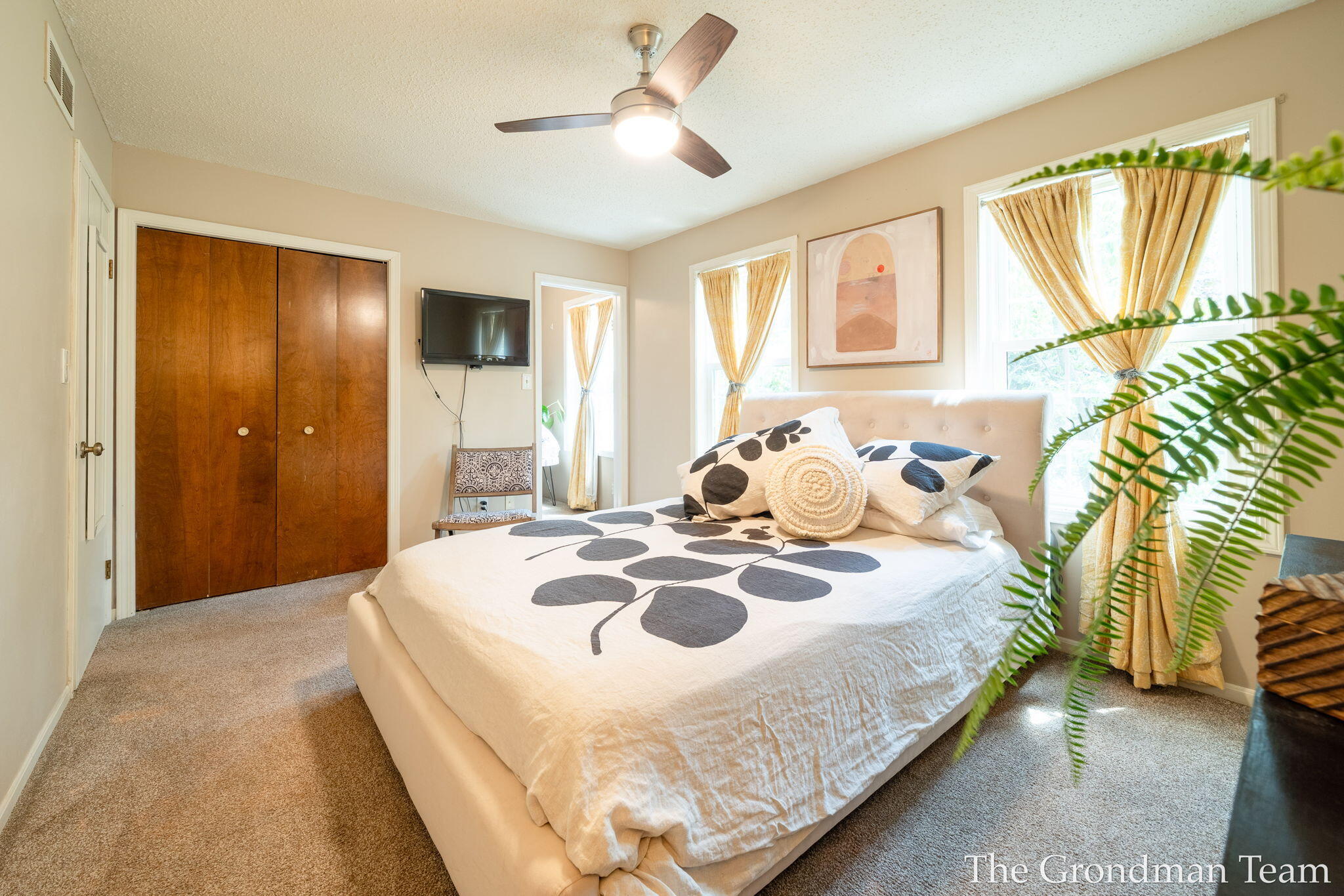 3562 Whispering Brook Drive SE Grand Rapids MI 49508