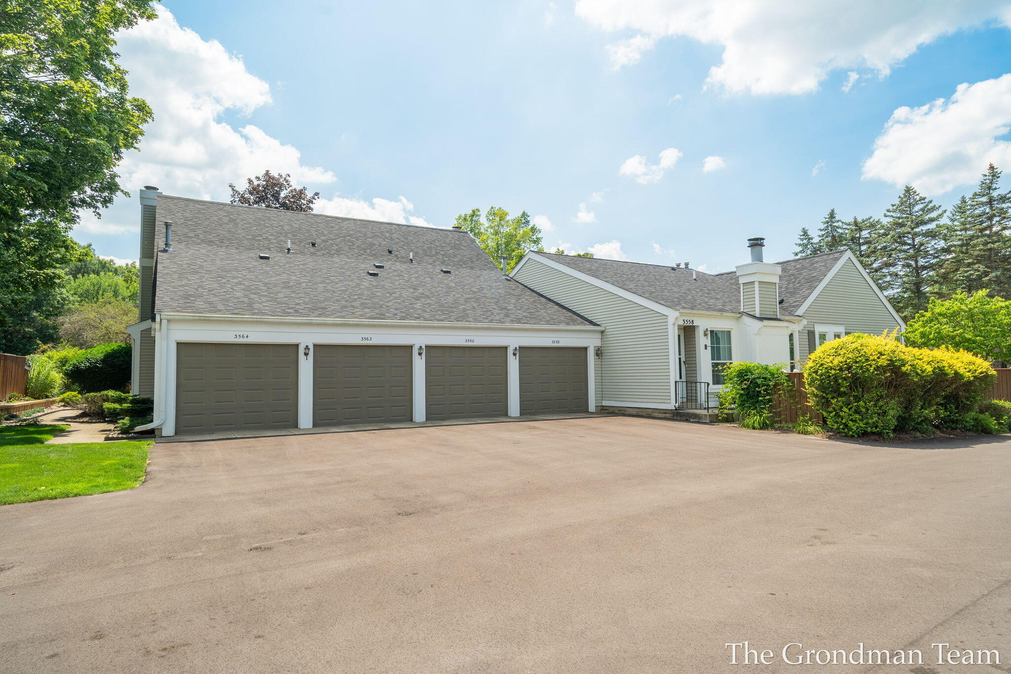 3562 Whispering Brook Drive SE Grand Rapids MI 49508