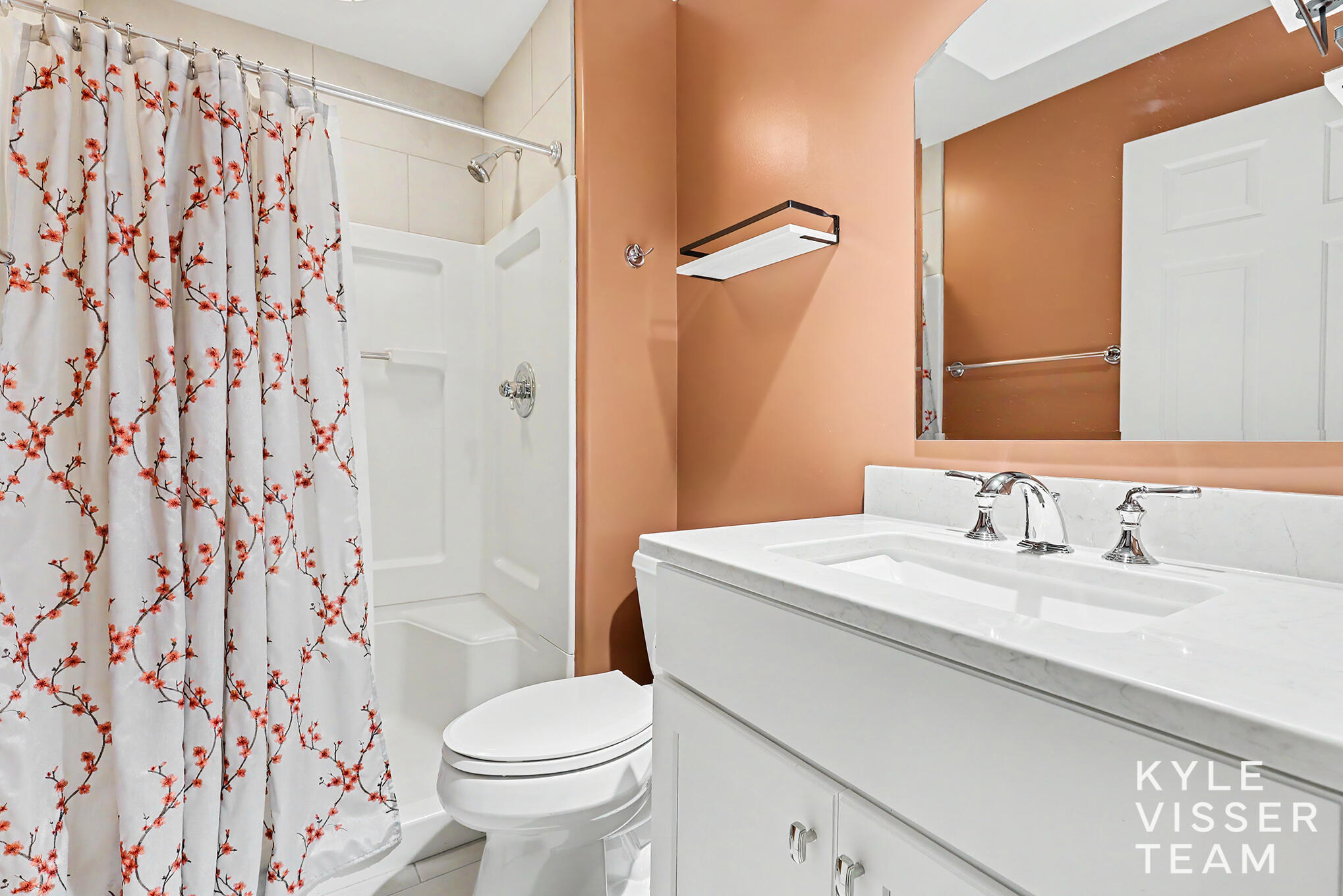 3935 Crystal Waters Lane NE Grand Rapids MI 49525