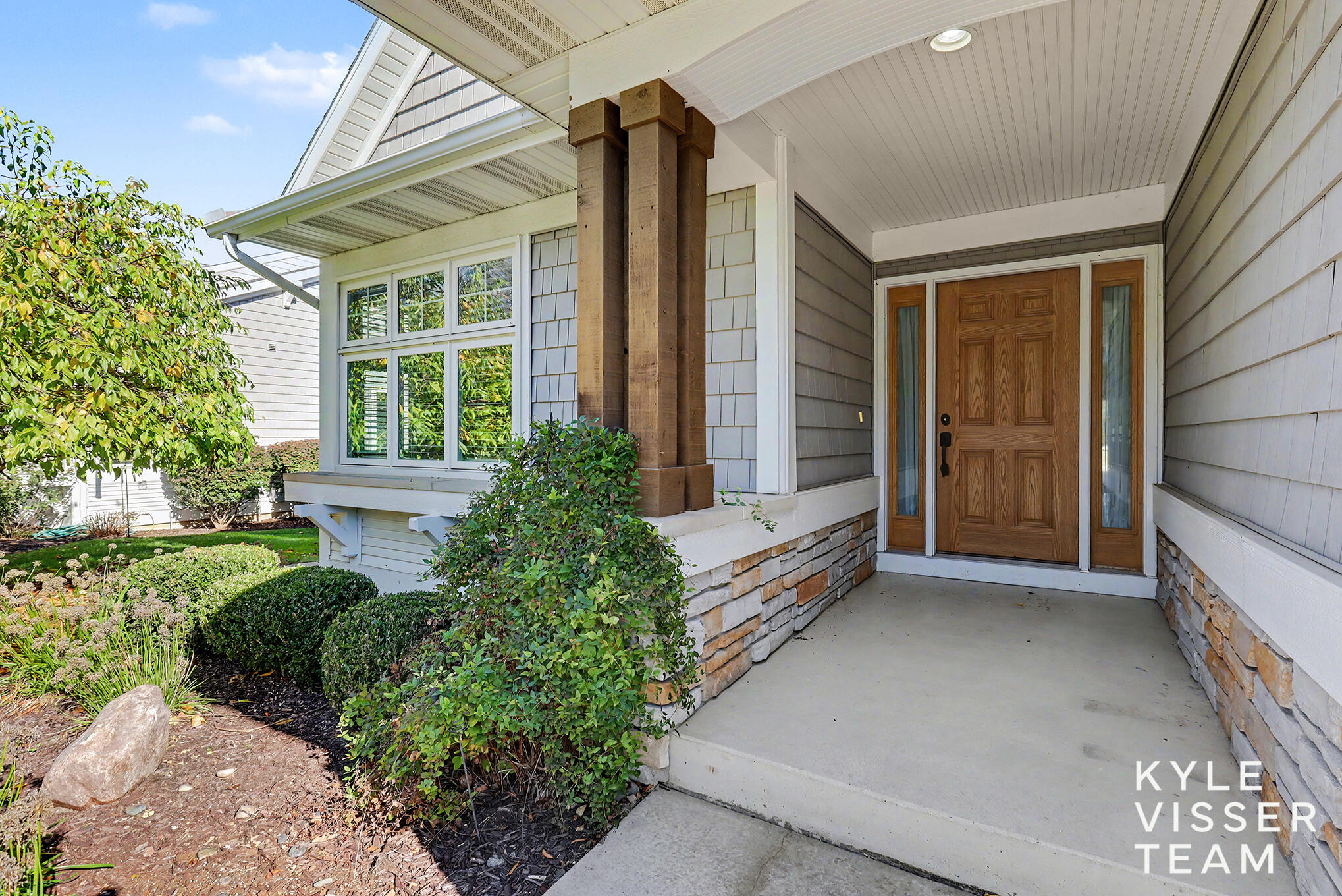 3935 Crystal Waters Lane NE Grand Rapids MI 49525