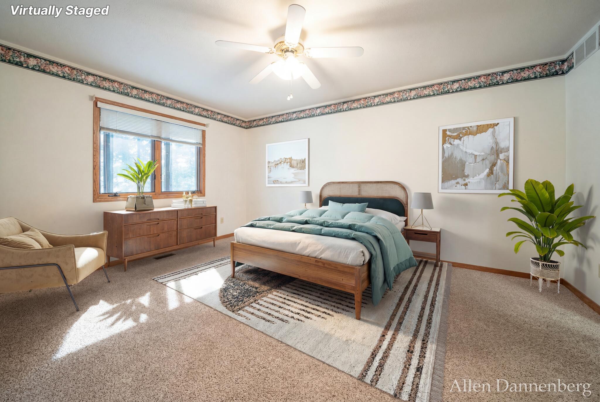 1946 Lakeview Drive Zeeland MI 49464