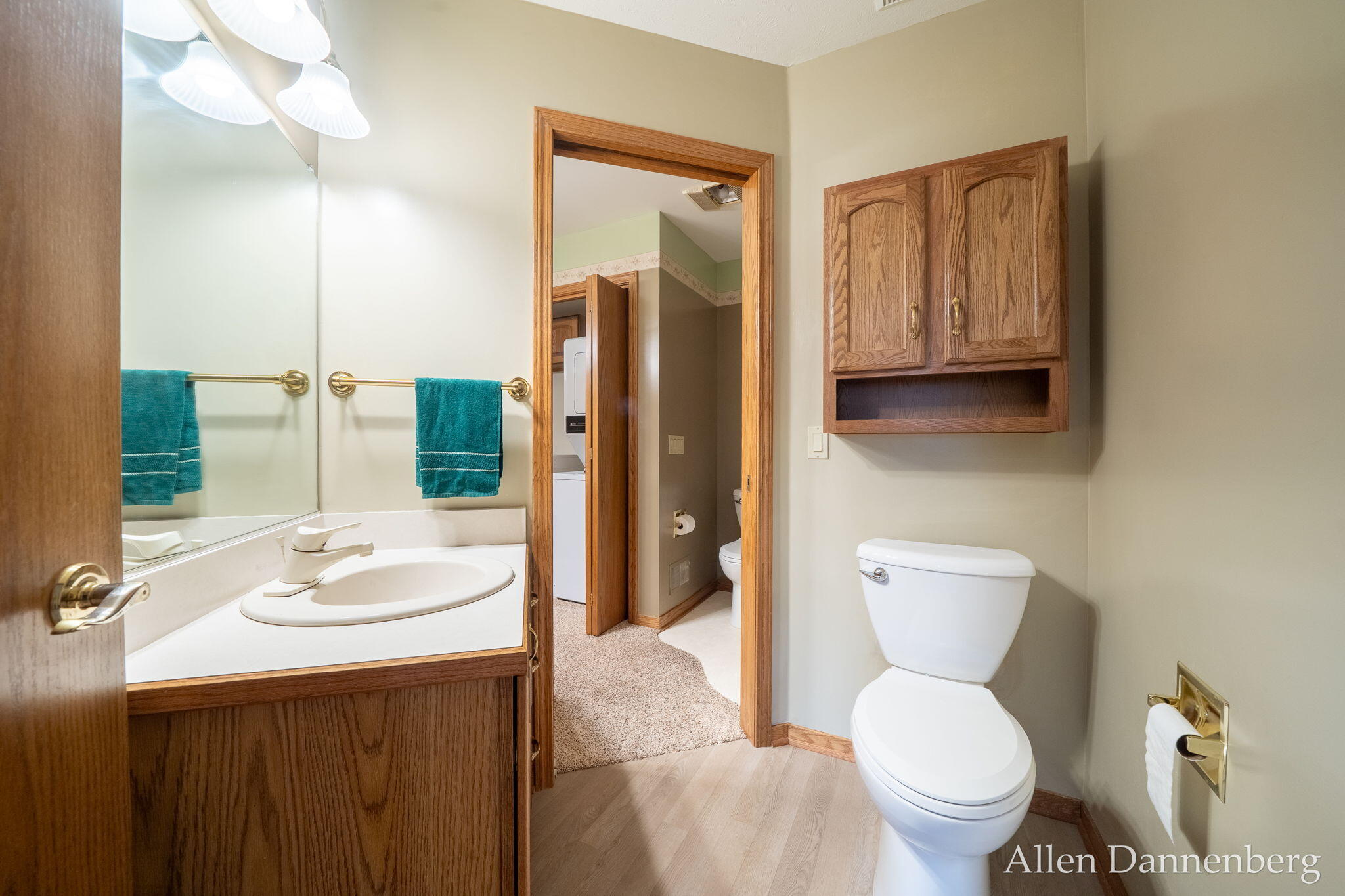 1946 Lakeview Drive Zeeland MI 49464