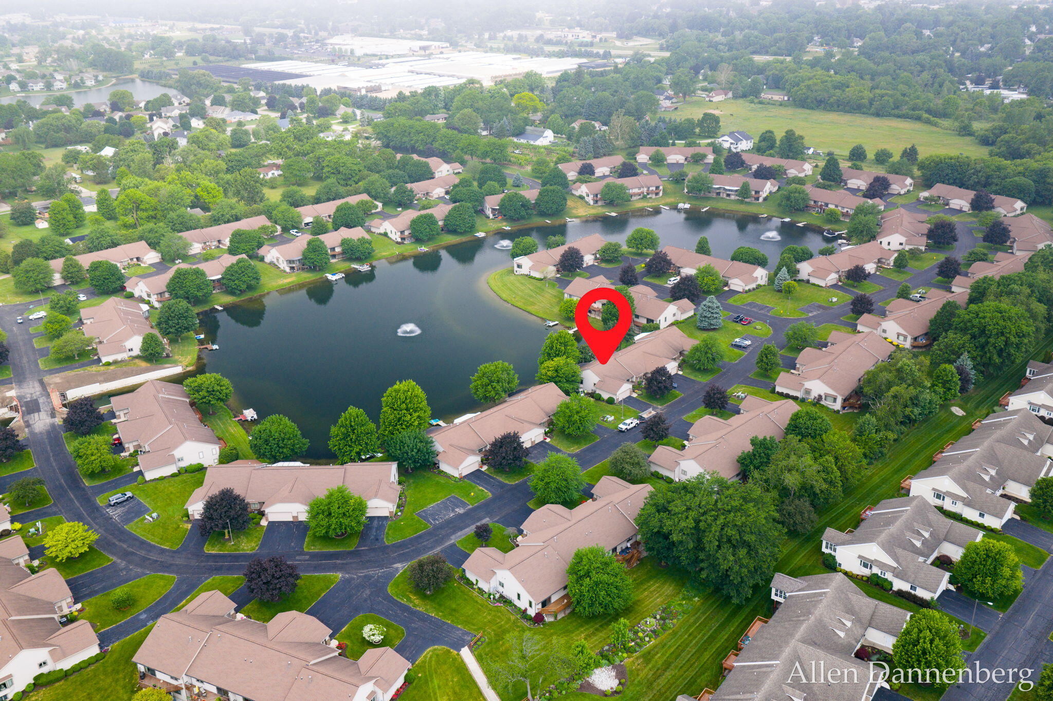 1946 Lakeview Drive Zeeland MI 49464