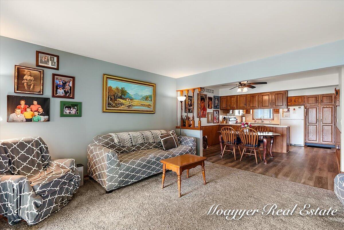 5891 Leisure S Drive SE Grand Rapids MI 49548