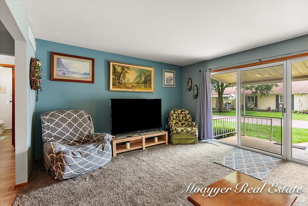 5891 Leisure S Drive SE Grand Rapids MI 49548