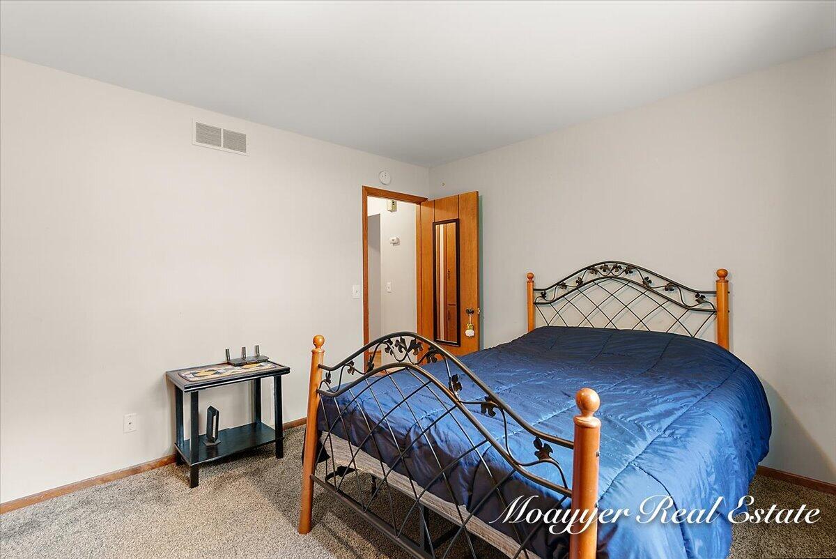 5891 Leisure S Drive SE Grand Rapids MI 49548