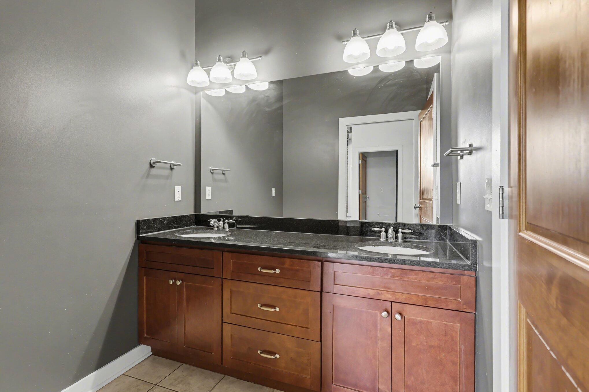 533 Columbia Avenue Holland MI 49423