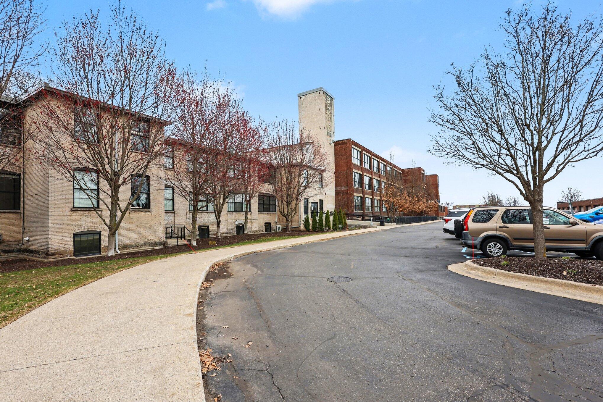 533 Columbia Avenue Holland MI 49423