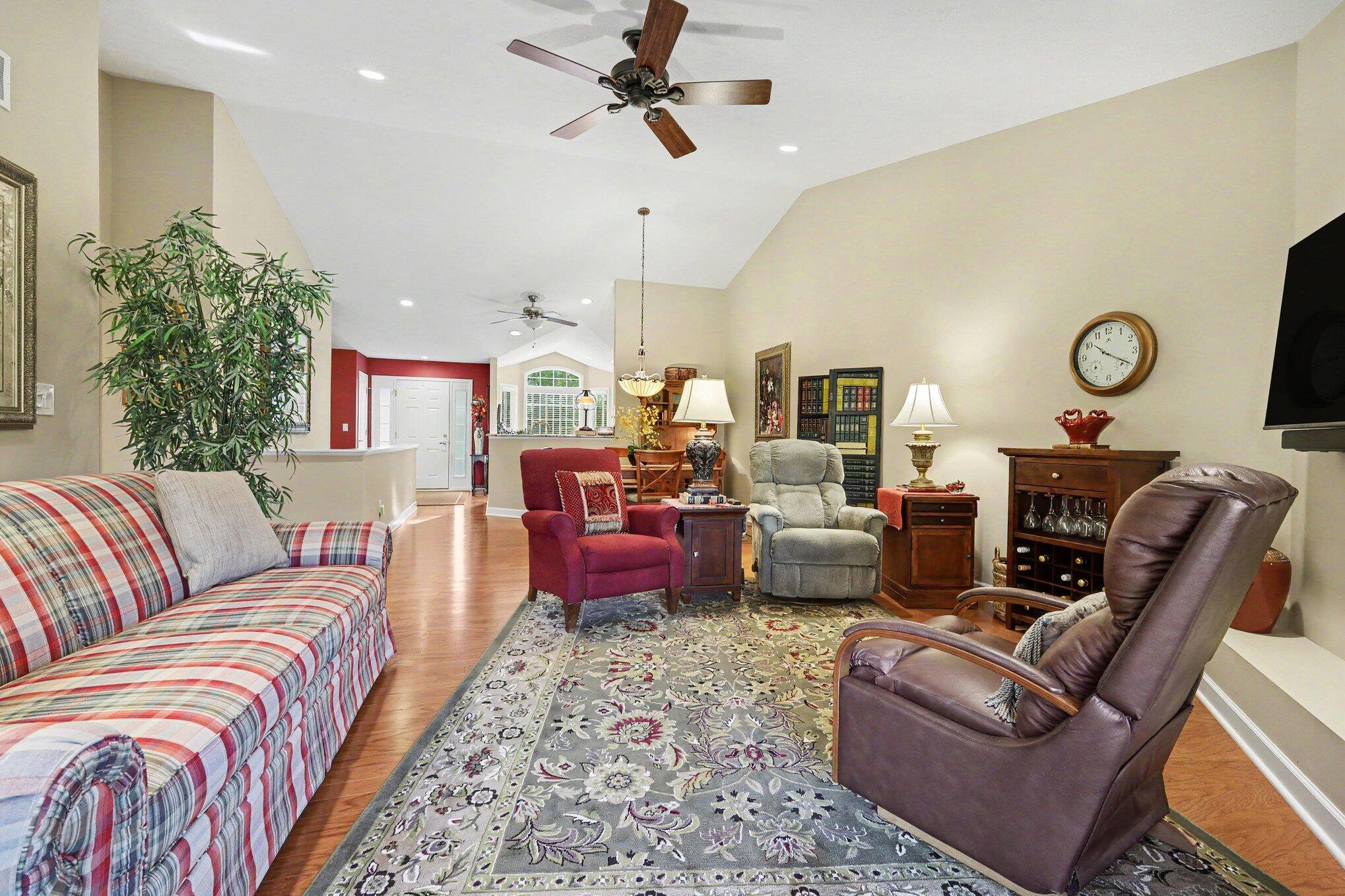 3886 Pemberton Drive SE Grand Rapids MI 49508