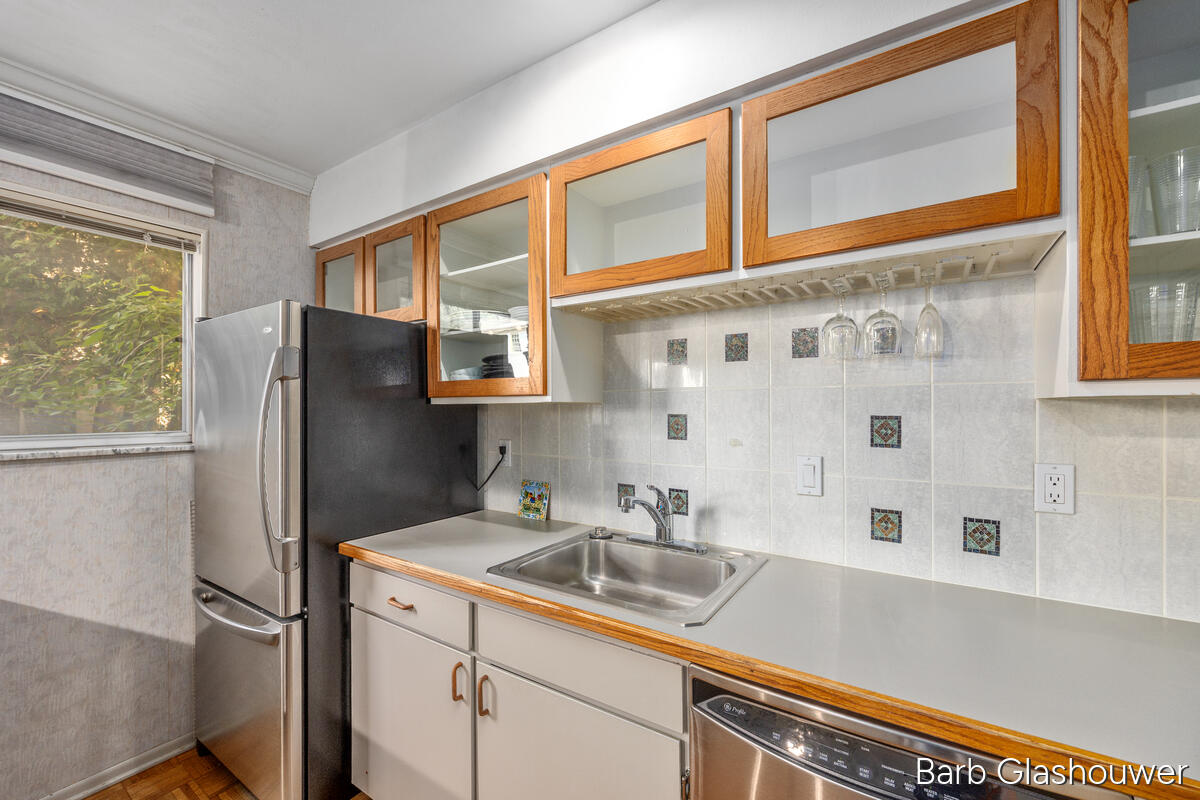 2519 Abbington Drive SE Grand Rapids MI 49506