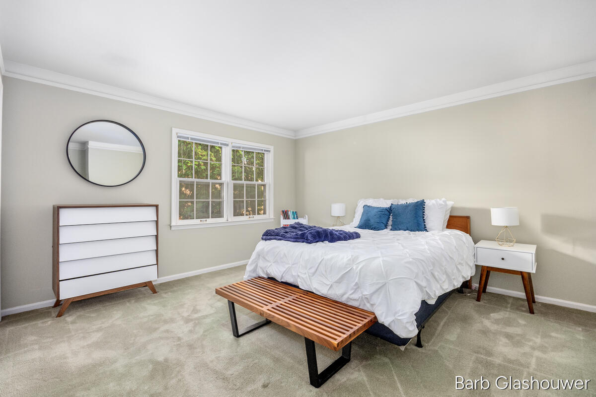 2519 Abbington Drive SE Grand Rapids MI 49506