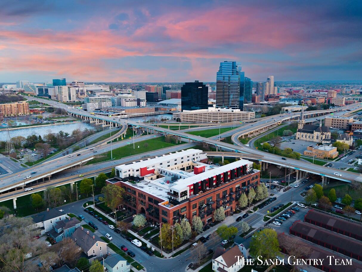 600 Broadway Avenue NW Grand Rapids MI 49504