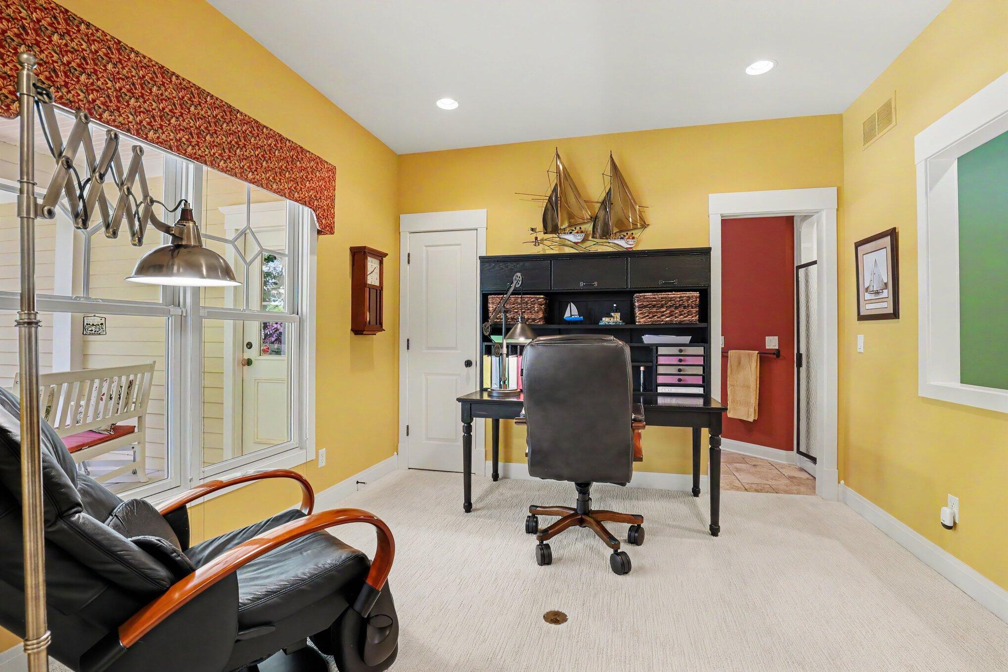 4492 Oak Arbor Drive NE Grand Rapids MI 49525