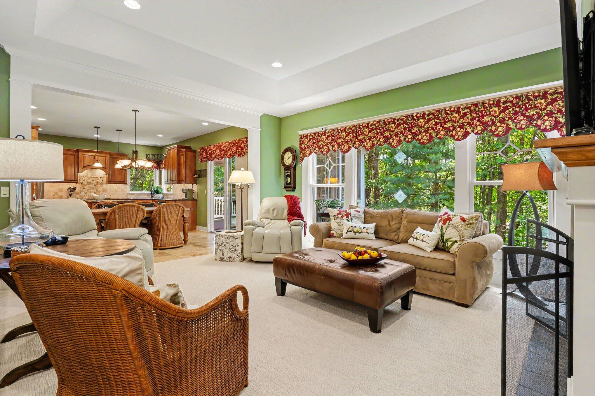 4492 Oak Arbor Drive NE Grand Rapids MI 49525