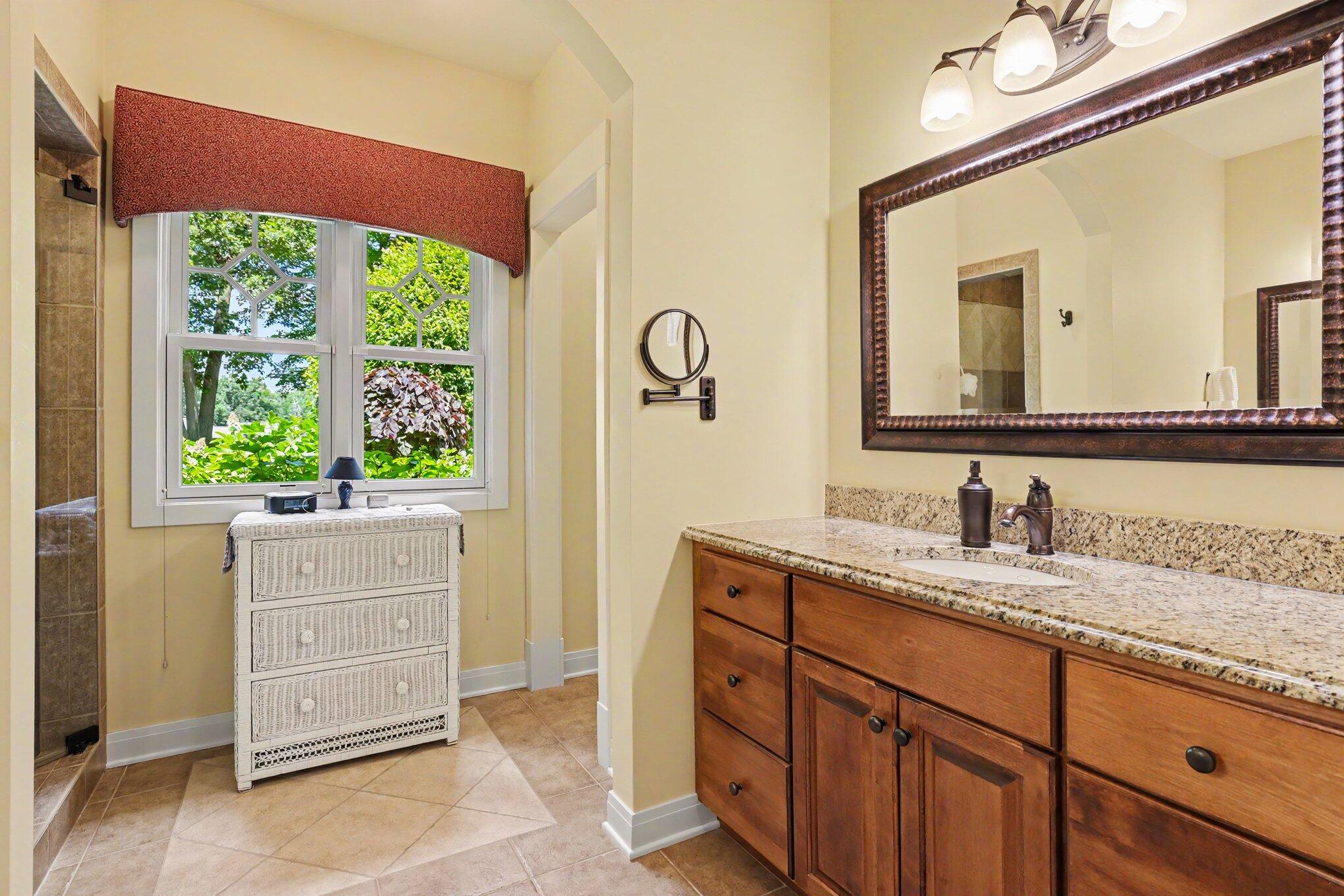 4492 Oak Arbor Drive NE Grand Rapids MI 49525