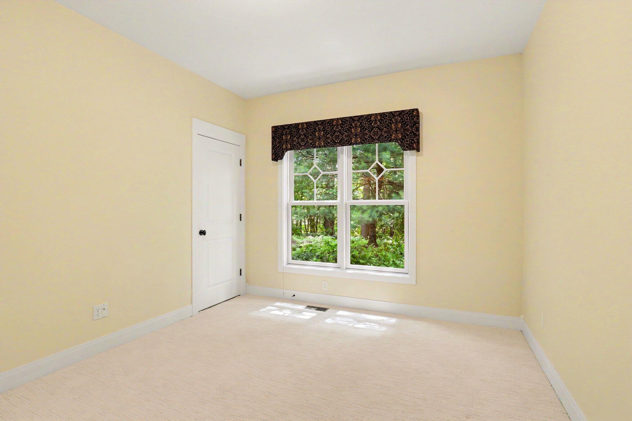 4492 Oak Arbor Drive NE Grand Rapids MI 49525