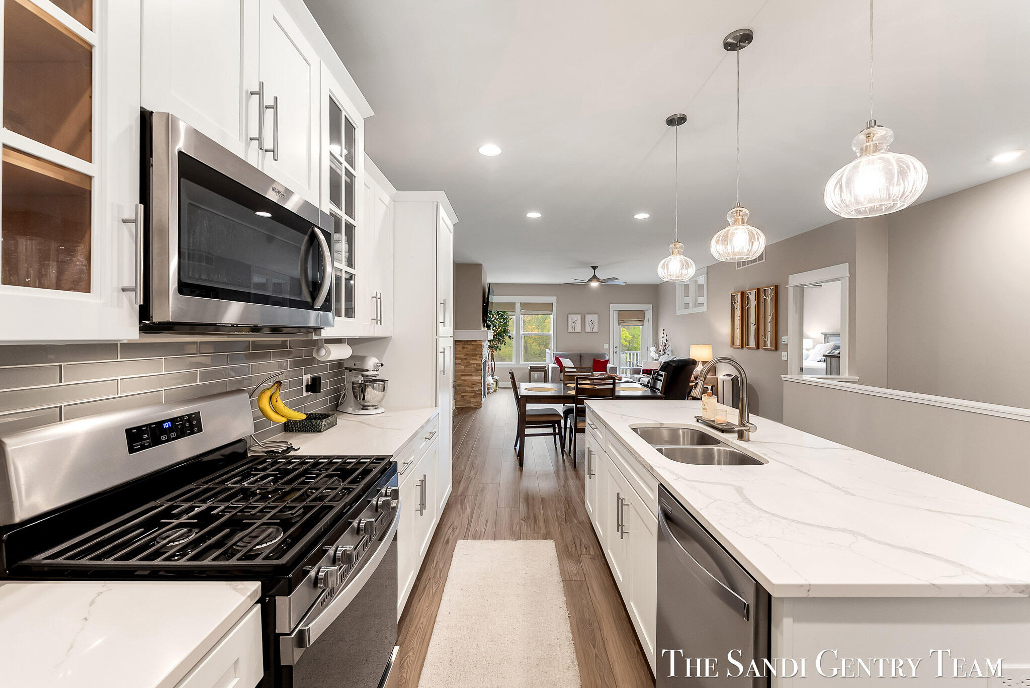 562 Riverbank Circle Zeeland MI 49464