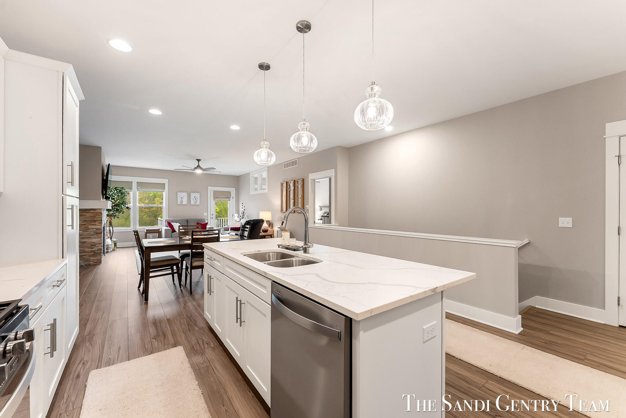 562 Riverbank Circle Zeeland MI 49464
