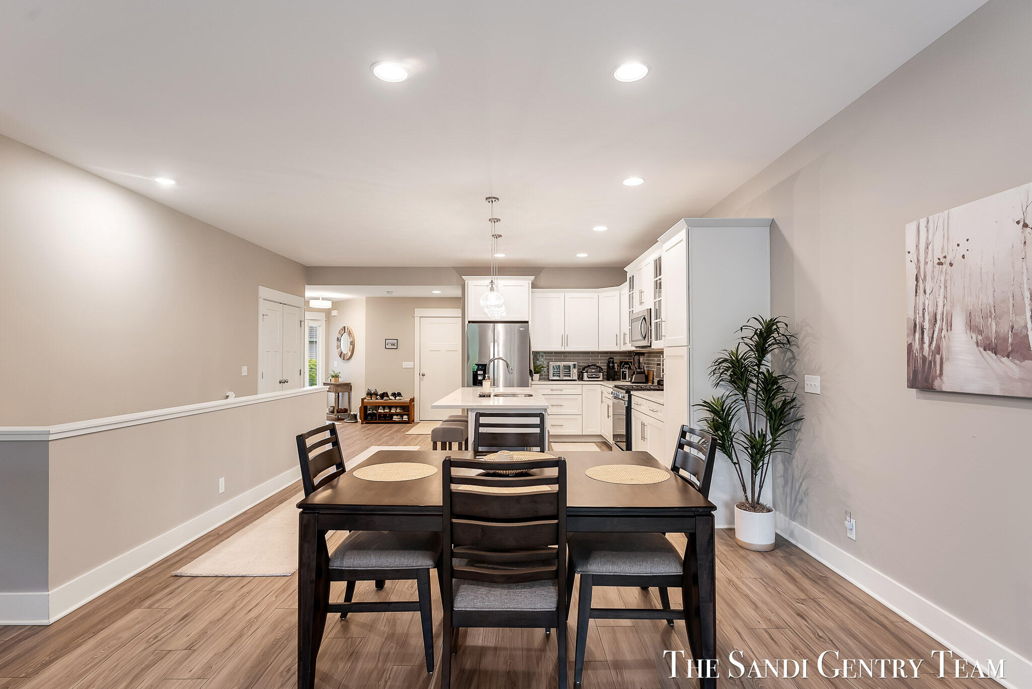 562 Riverbank Circle Zeeland MI 49464