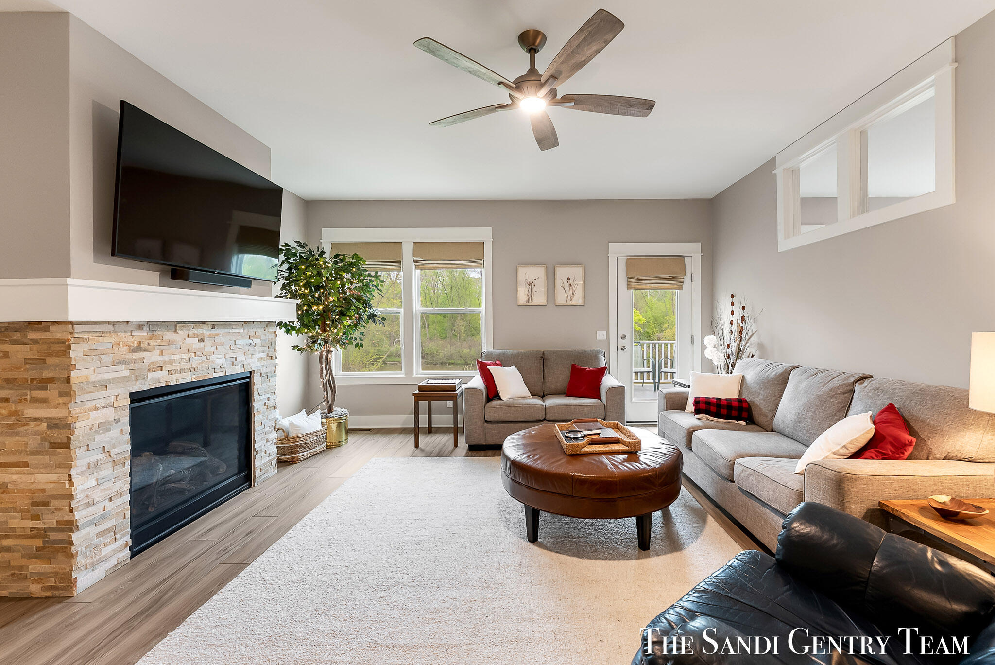 562 Riverbank Circle Zeeland MI 49464