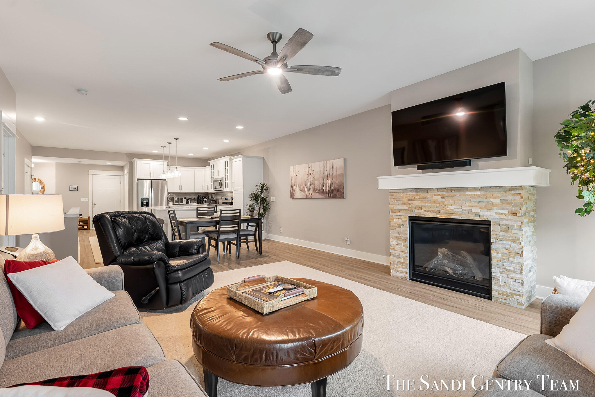 562 Riverbank Circle Zeeland MI 49464