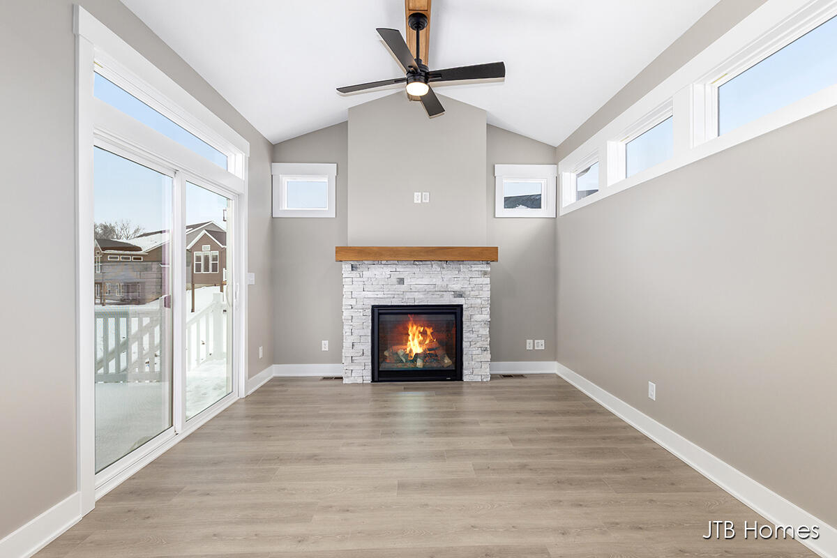 6604 Timber Crest Drive NE Rockford MI 49341
