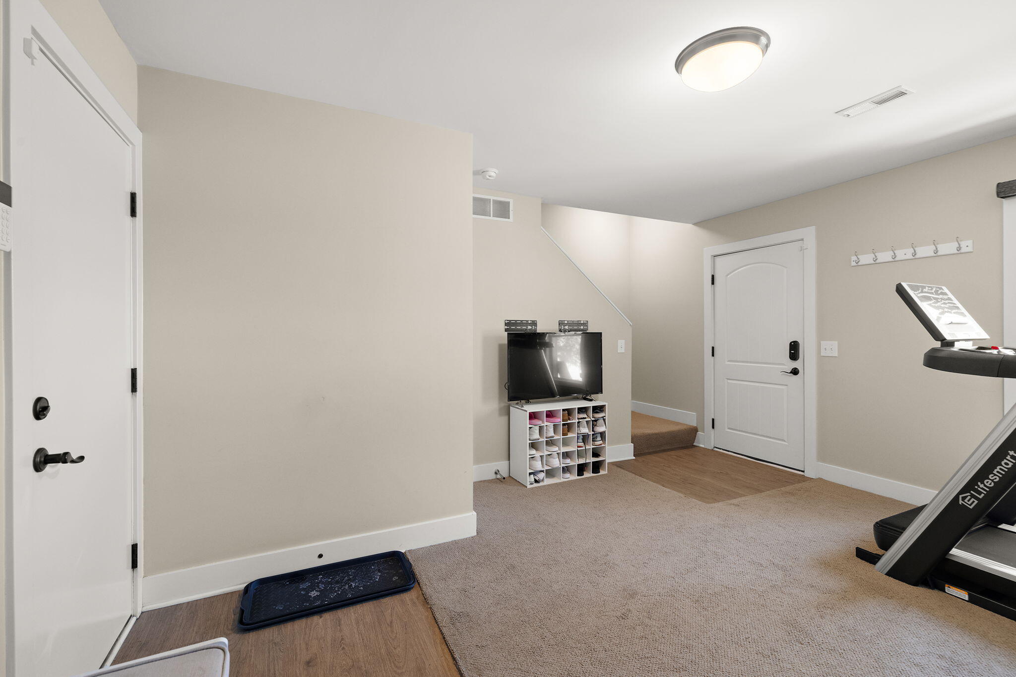 2084 Celadon Drive NE Grand Rapids MI 49525