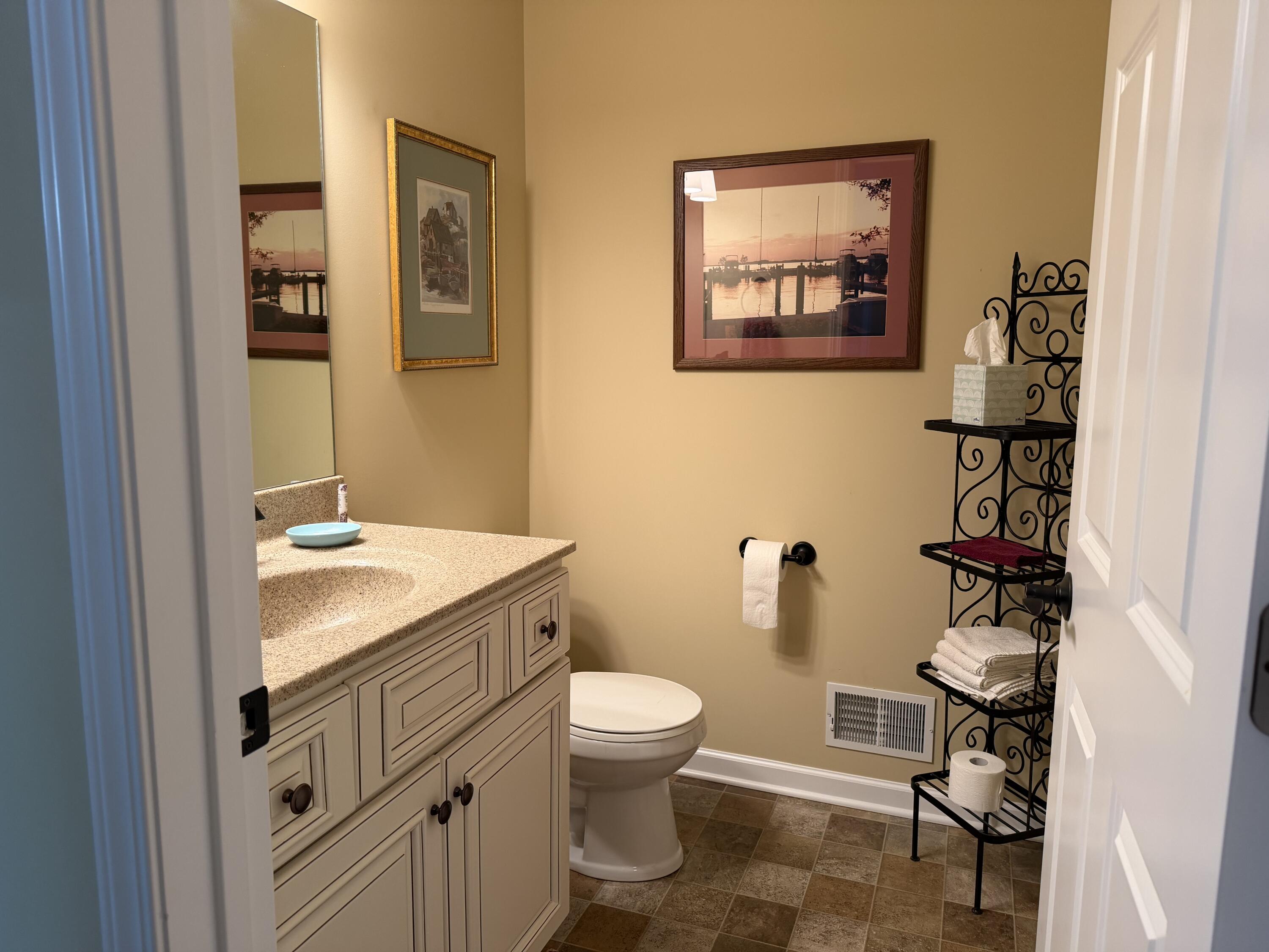 2143 Rosewood Lane Muskegon MI 49441